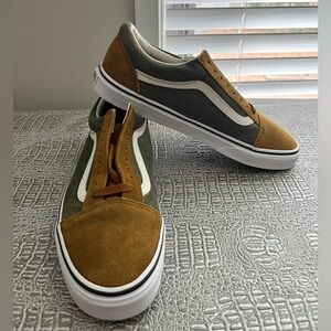 🚨BRAND NEW🚨Vans Old Skool - Suede Tan & Green (Men’s 9.5)